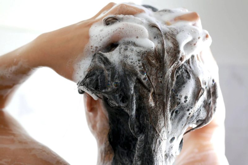 When it comes to choosing the best natural shampoo for your hair, it’s essential to understand your hair type and specific needs. Natural shampoos have gained popularity in recent years due to their gentle yet effective ingredients that are free from harsh chemicals. With a plethora of options available in the market, selecting the right natural shampoo can be overwhelming. Here are some tips to help you find the best type of natural shampoo for your hair:
1. **Identify Your Hair Type**: Before purchasing a natural shampoo, it’s crucial to know your hair type – whether it’s oily, dry, curly, or color-treated. Different hair types have specific requirements, and choosing a natural shampoo tailored to your hair type can make a significant difference in the results.
2. **Read the Ingredients**: One of the key advantages of natural shampoos is the absence of harsh chemicals like sulfates, parabens, and silicones. Opt for natural shampoos that contain nourishing ingredients such as coconut oil, argan oil, aloe vera, or essential oils like lavender and tea tree. These ingredients can help cleanse and condition your hair without stripping it of its natural oils.
3. **Consider Your Scalp Condition**: A healthy scalp is essential for maintaining beautiful hair. If you have a sensitive or itchy scalp, look for natural shampoos that are gentle and soothing. Ingredients like chamomile, calendula, and oatmeal can help calm and balance the scalp while cleansing your hair effectively.
4. **Check for Certifications**: When selecting a natural shampoo, look for certifications from reputable organizations like USDA Organic, COSMOS Organic, or EcoCert. These certifications ensure that the product meets strict standards for organic and natural ingredients, giving you peace of mind about the product’s authenticity.
5. **Avoid Allergens**: If you have allergies or sensitivities to certain ingredients, carefully read the label to avoid those allergens. Natural shampoos often contain botanical extracts and essential oils, so make sure you’re not allergic to any of the ingredients listed.
6. **Trial and Error**: Finding the best natural shampoo for your hair may require some trial and error. Consider starting with sample sizes or travel kits to test different brands and formulas before committing to a full-size product.
In conclusion, choosing the best natural shampoo for your hair involves understanding your hair type, reading the ingredients, considering your scalp condition, checking for certifications, avoiding allergens, and being open to experimentation. By taking these factors into account, you can find a natural shampoo that not only cleanses and nourishes your hair but also supports its overall health and vitality.