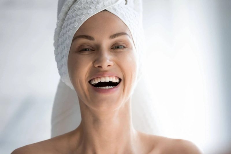 Antioxidants are the superheroes of the skincare world, fighting off the villains of free radicals and environmental stressors to keep your skin healthy and glowing. But what exactly are antioxidants, and how do they work their magic on your skin?
Antioxidants are molecules that can prevent or slow damage to cells caused by free radicals. Free radicals are unstable molecules that can cause damage to the skin by breaking down collagen and elastin, leading to wrinkles, fine lines, and other signs of aging. Antioxidants work by neutralizing these free radicals, thus protecting the skin from damage and promoting a more youthful appearance.
There are a variety of antioxidants commonly used in skincare products, each with its own unique benefits. Vitamin C, for example, is a powerful antioxidant that can help brighten the skin, even out skin tone, and promote collagen production. Vitamin E is another popular antioxidant that can help protect the skin from UV damage and improve overall skin health. Other antioxidants, such as green tea extract, resveratrol, and niacinamide, also have their own set of benefits for the skin.
Incorporating antioxidant-rich skincare products into your routine can help combat the effects of aging, sun damage, and pollution on your skin. Look for serums, moisturizers, and treatments that contain a variety of antioxidants to maximize the benefits for your skin. Additionally, eating a diet rich in antioxidants, such as fruits, vegetables, and nuts, can also help improve your skin from the inside out.
When it comes to skincare, antioxidants are a powerhouse ingredient that can deliver real results. By incorporating antioxidant-rich products into your routine and taking care of your skin from the inside out, you can enjoy a healthier, more youthful complexion for years to come.